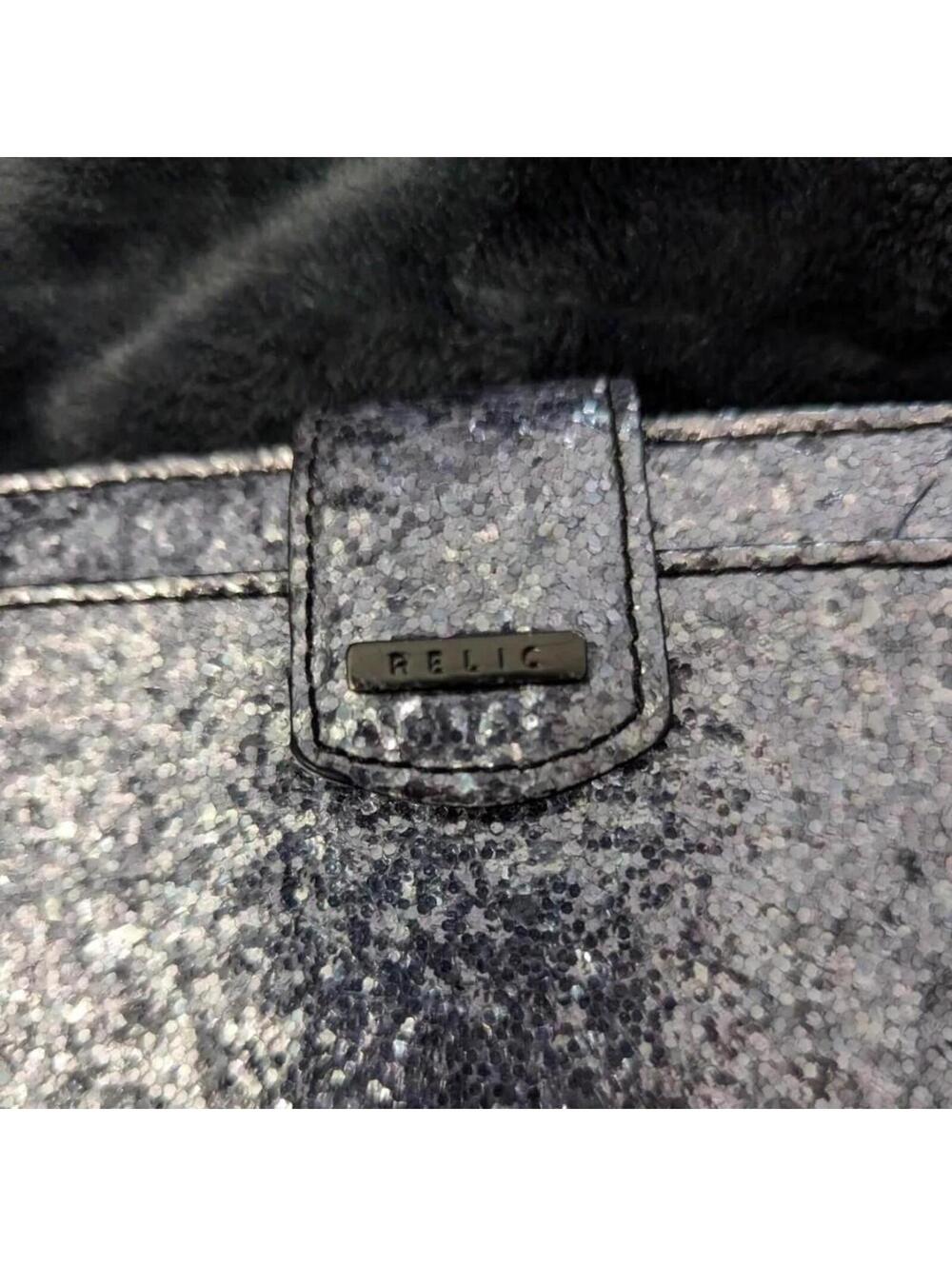 Women's Silver Wallet clutch sparkles glittery sparkly date night travel fun euc - Picture 2 of 4